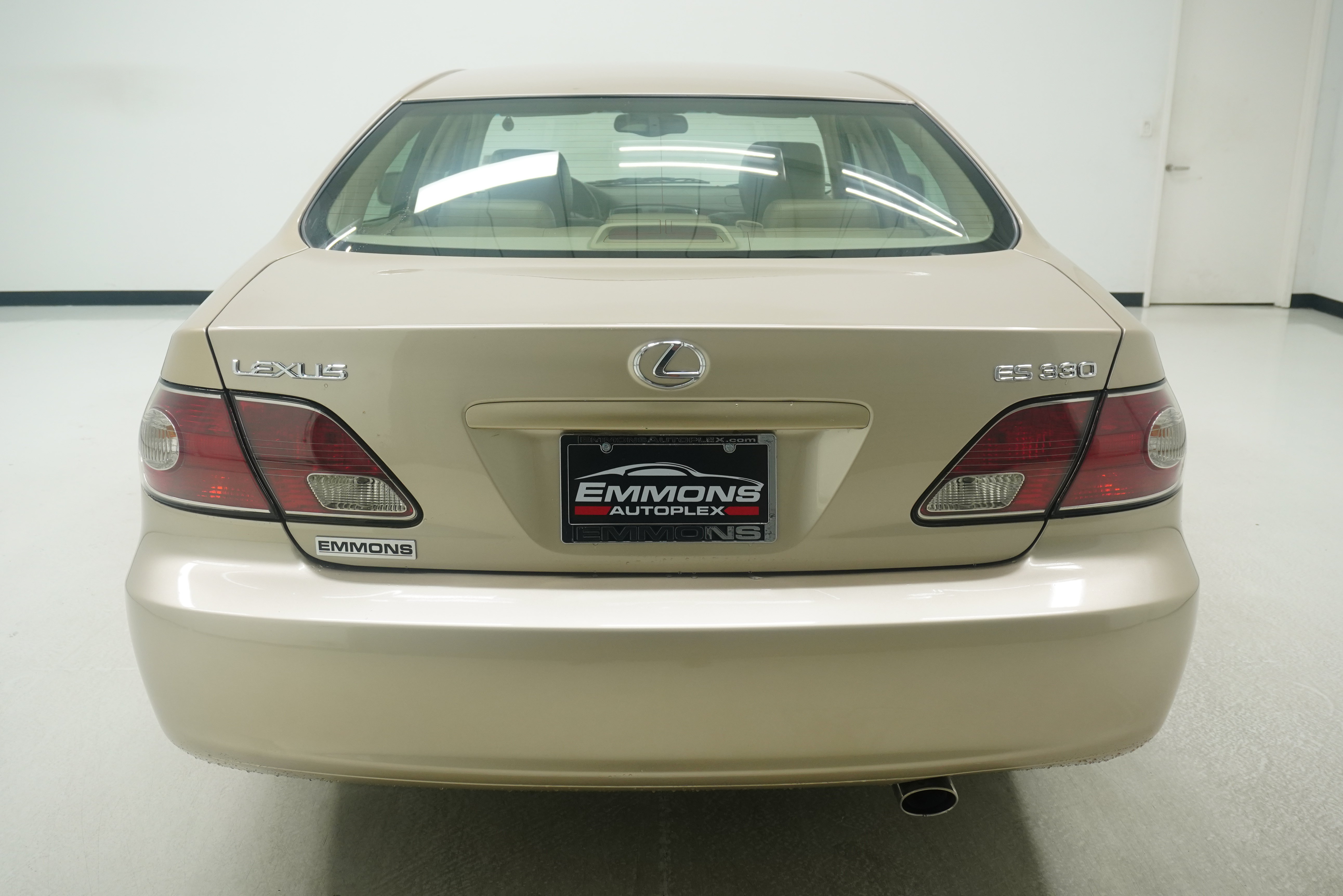 Used 2004 Lexus ES 330 w/ Premium Pkg FWD image 5