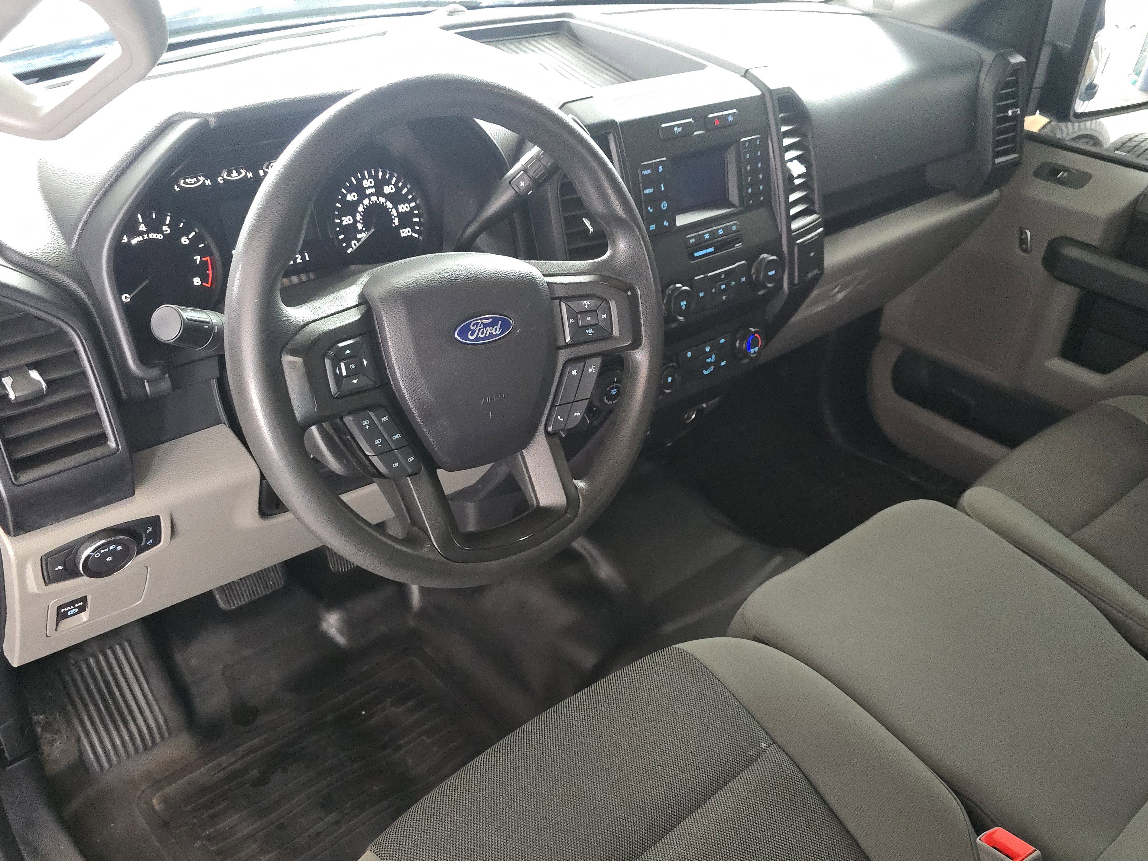 Used 2019 Ford F150 XL w/ Equipment Group 101A Mid image 17