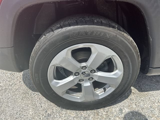 Used 2019 Jeep Compass Latitude w/ Popular Equipment Group AWD/4WD image 44