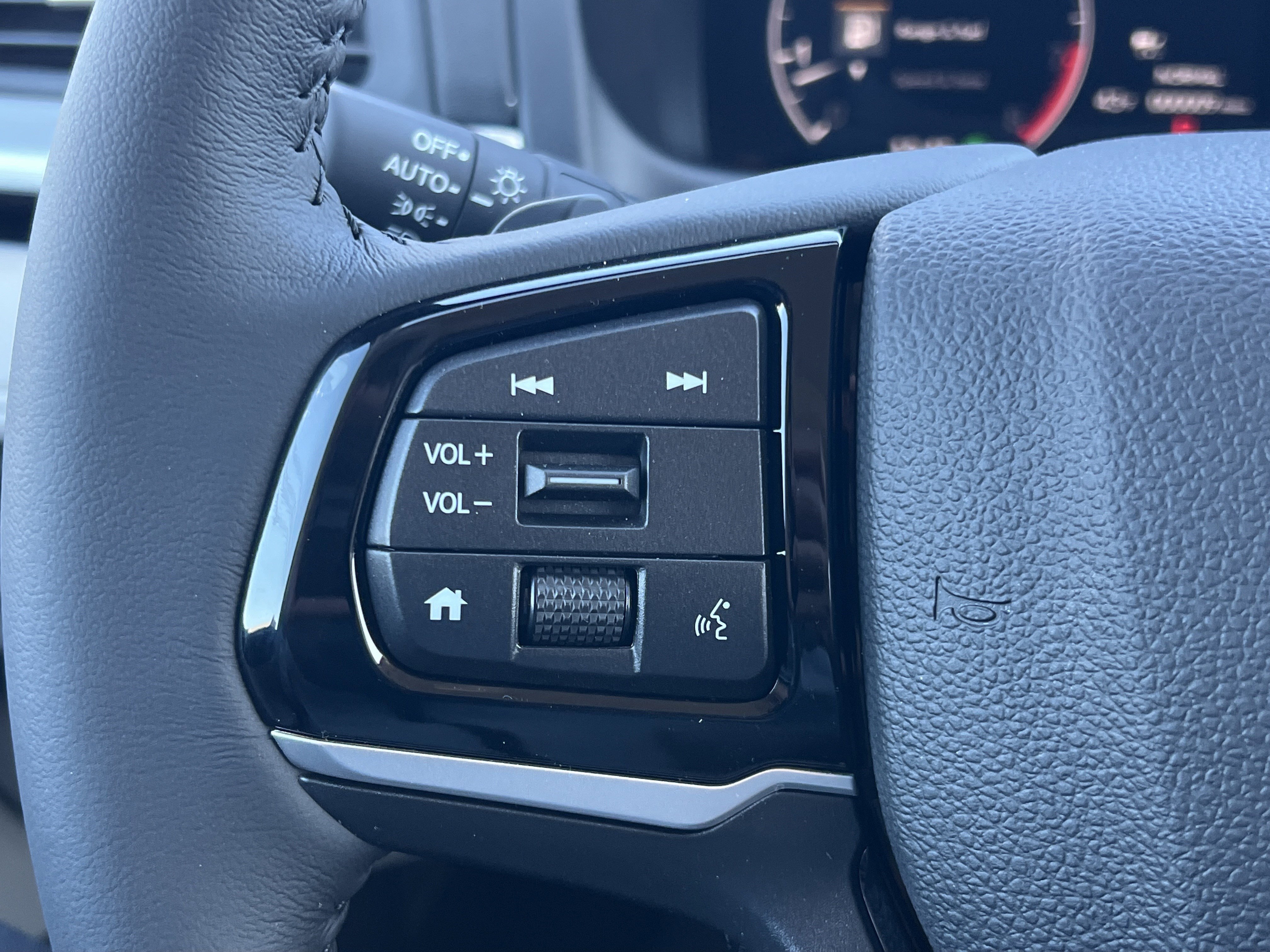 New 2026 Honda Odyssey Touring image 24