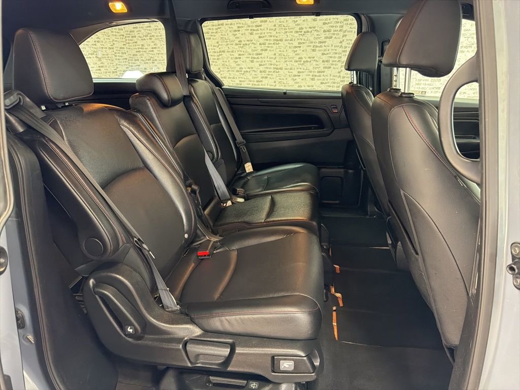 Used 2024 Honda Odyssey Sport image 12