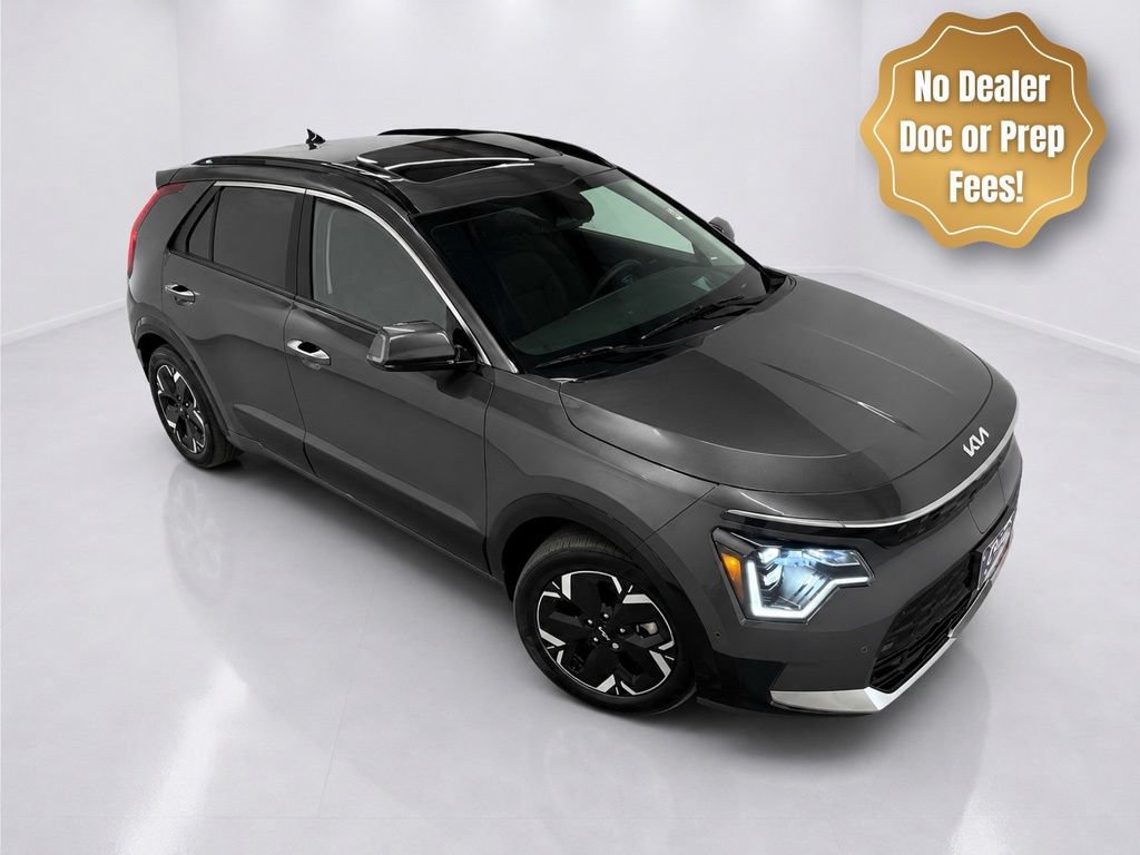 Used 2024 Kia Niro Wave w/ Wave Preserve Package FWD image 1