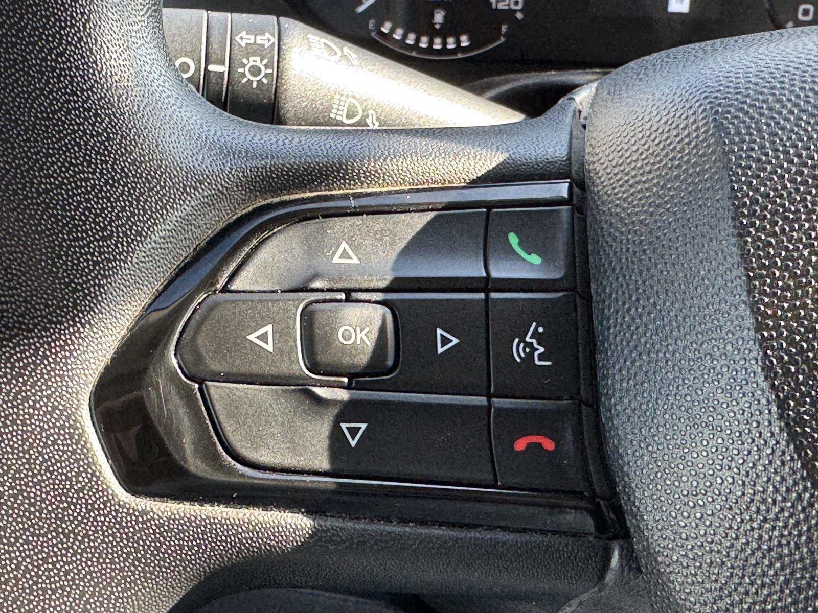 Used 2025 RAM ProMaster 2500 w/ Convenience Group image 18