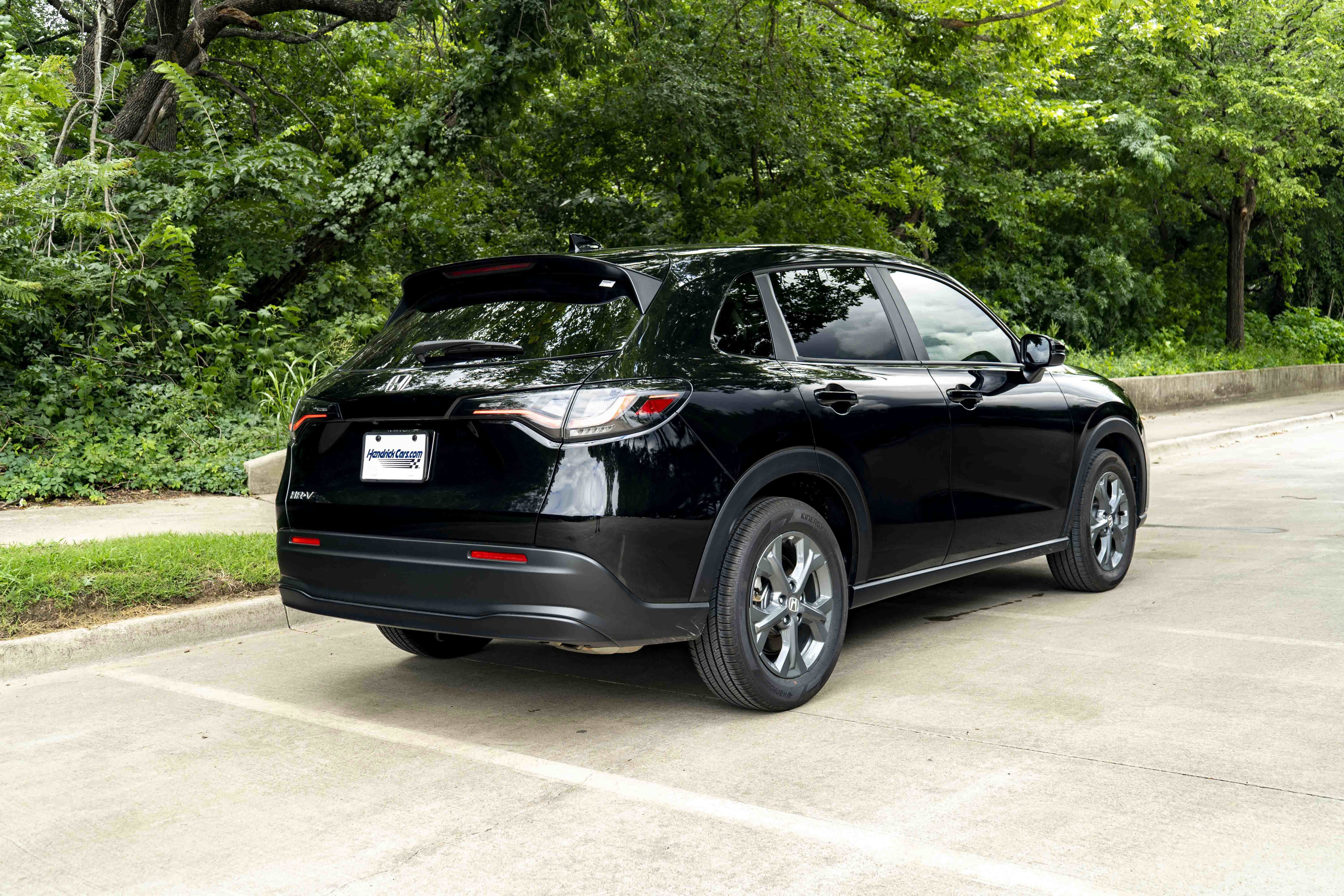 Certified 2026 Honda HR-V LX image 9