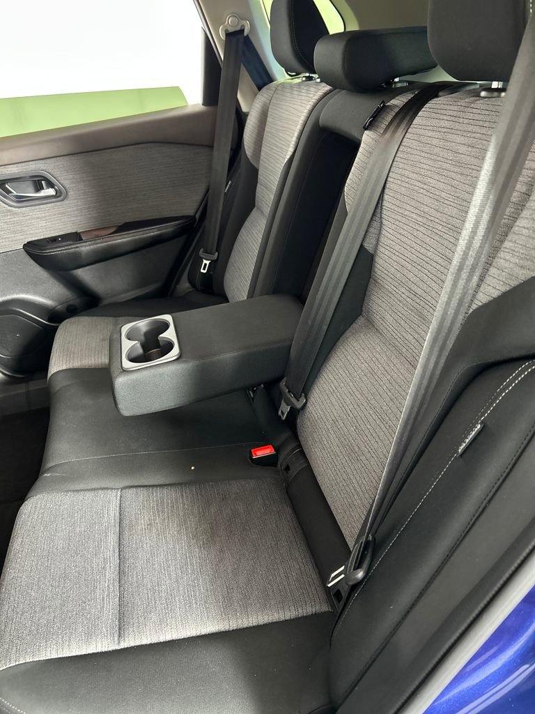 Used 2023 Nissan Rogue SV image 24