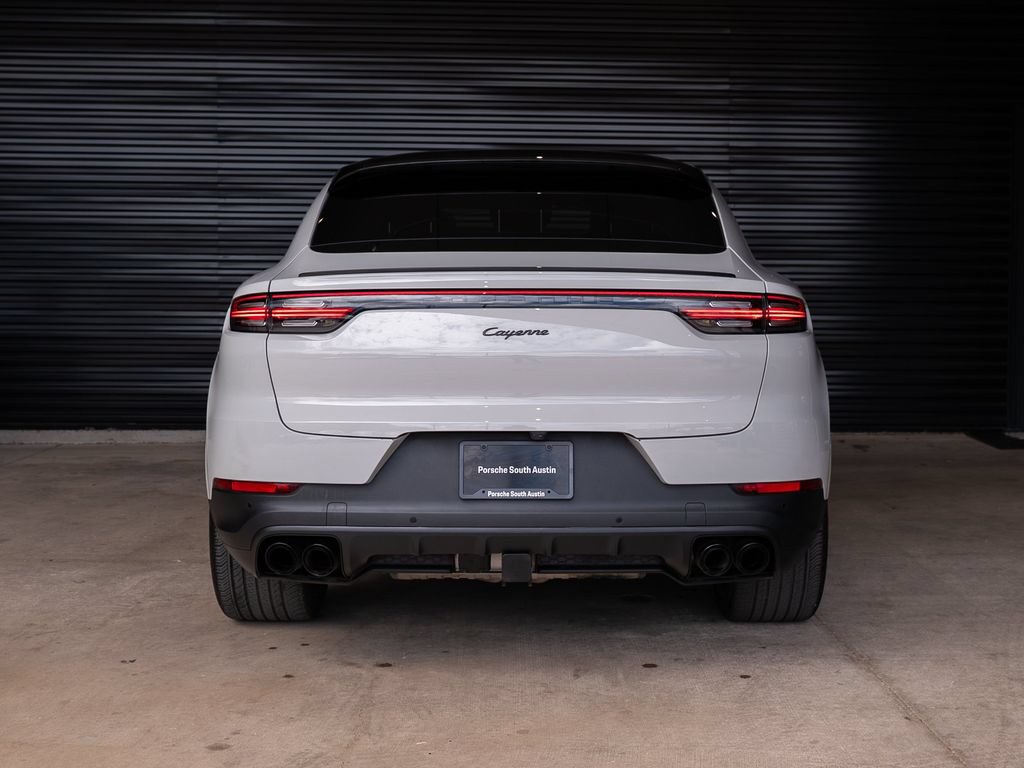 Certified 2023 Porsche Cayenne Coupe AWD/4WD image 6
