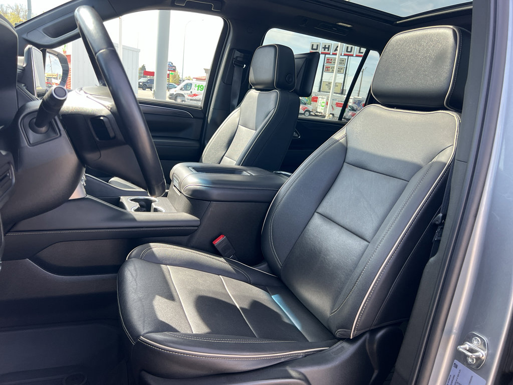 Certified 2023 GMC Yukon XL SLT AWD/4WD image 18