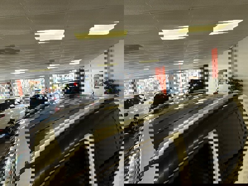 Used 2016 Jeep Renegade Limited image 32