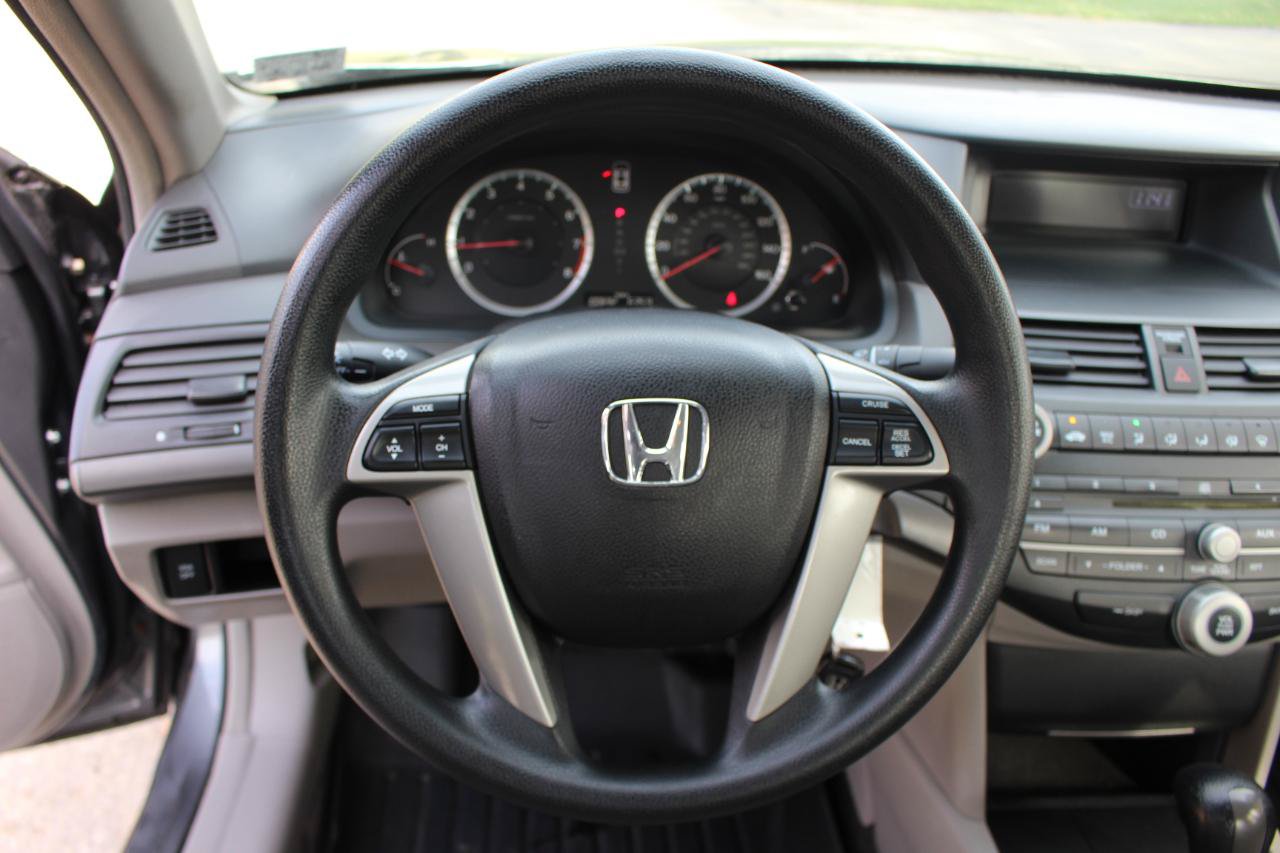 Used 2009 Honda Accord LX image 18