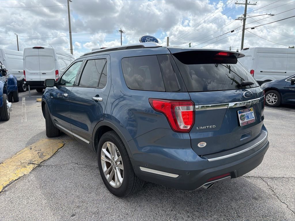Used 2018 Ford Explorer Limited w/ Equipment Group 301A FWD image 4