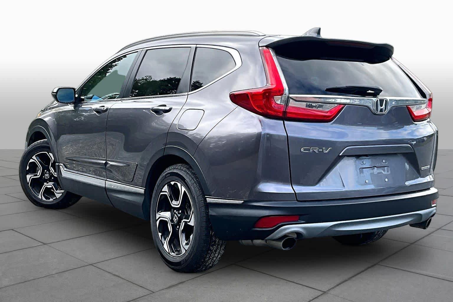 Used 2018 Honda CR-V Touring image 11