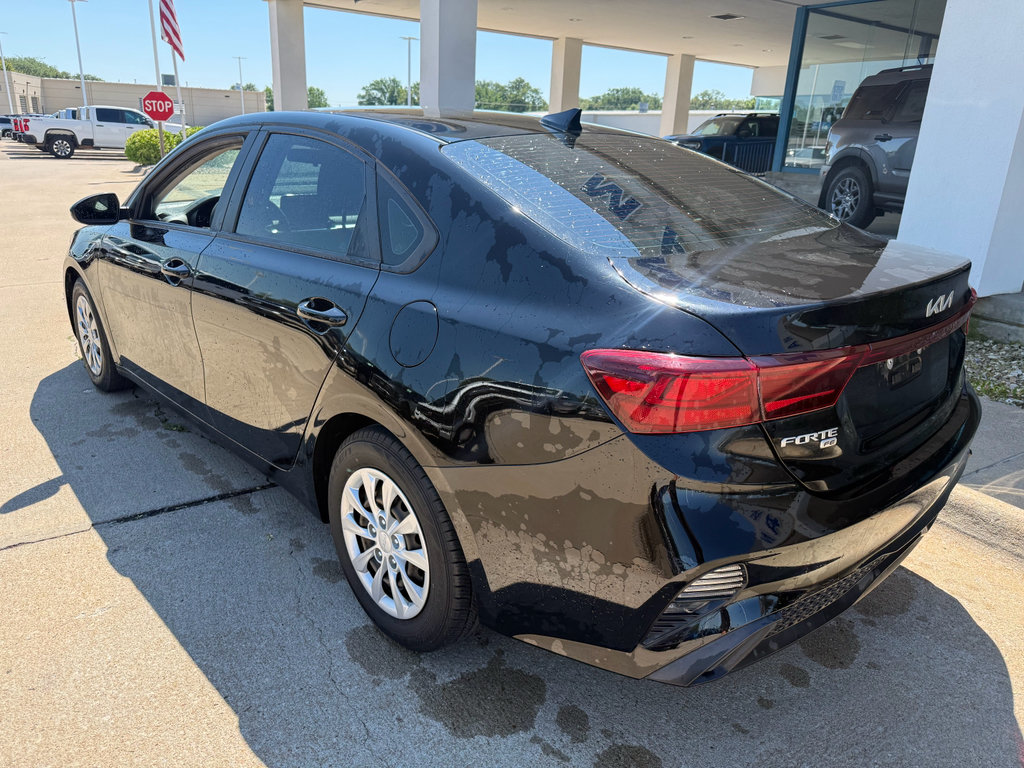 Used 2022 Kia Forte Sedan FWD image 12