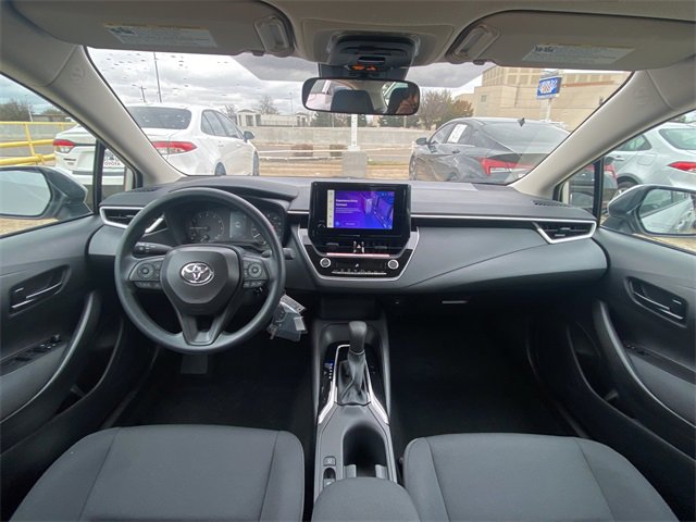 Used 2025 Toyota Corolla LE image 17