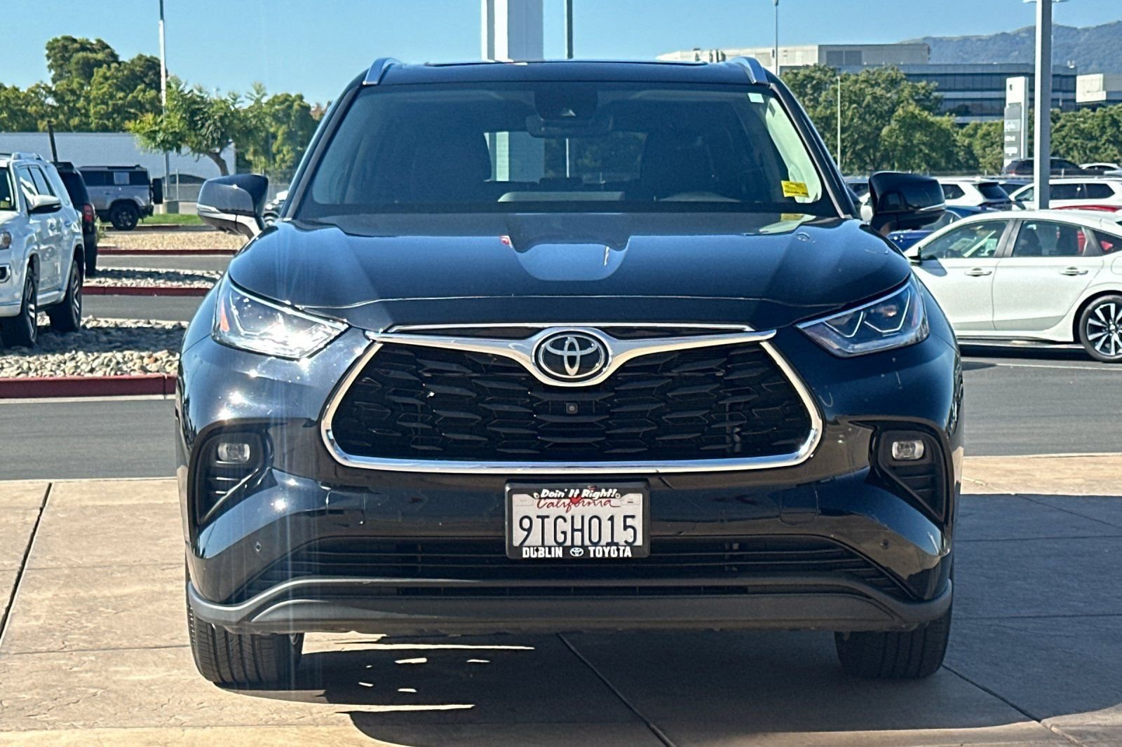 Used 2023 Toyota Highlander Limited AWD/4WD image 10