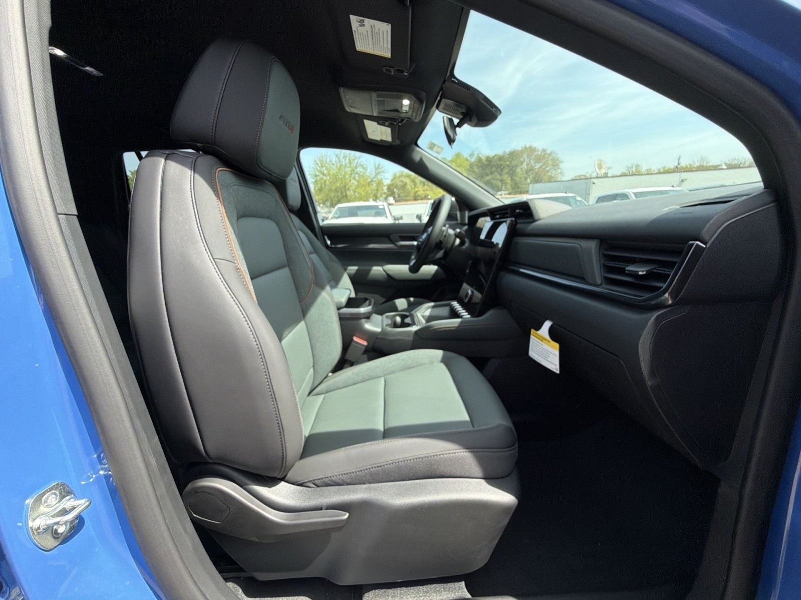 New 2026 GMC Terrain AT4 AWD/4WD image 26