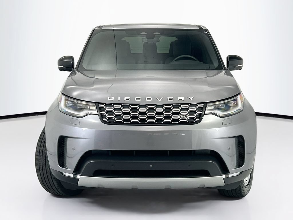 Certified 2025 Land Rover Discovery S AWD/4WD image 2