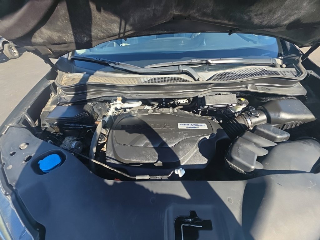 Used 2017 Honda Pilot EX image 12