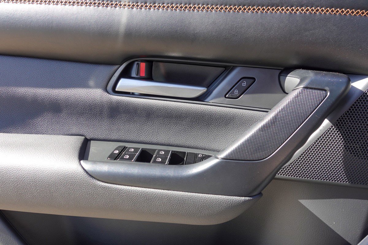 New 2026 MAZDA CX-50 AWD 2.5 Hybrid w/ Cargo Package image 11