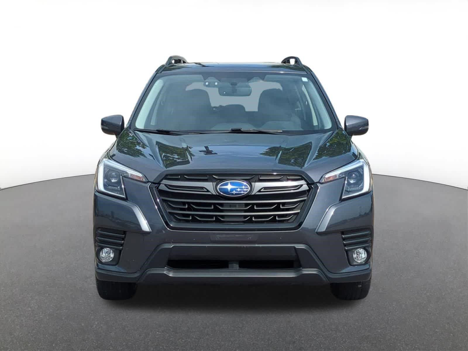 Used 2023 Subaru Forester Limited AWD/4WD image 9