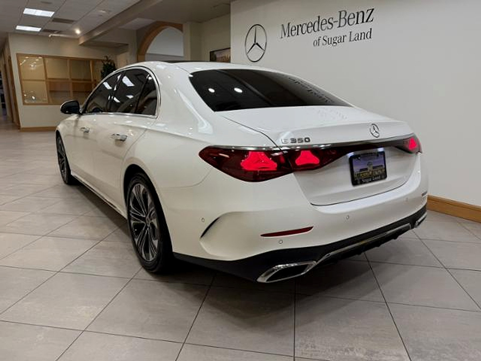 Used 2025 Mercedes-Benz E 350 Sedan w/ Winter Package image 3