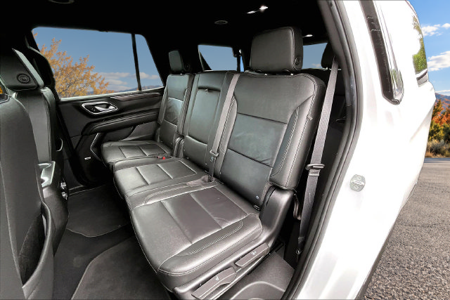 Used 2024 Chevrolet Tahoe Z71 w/ Z71 Off-Road Package AWD/4WD image 21