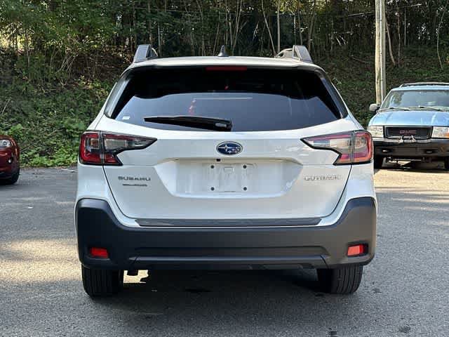 Certified 2024 Subaru Outback Premium AWD/4WD image 4