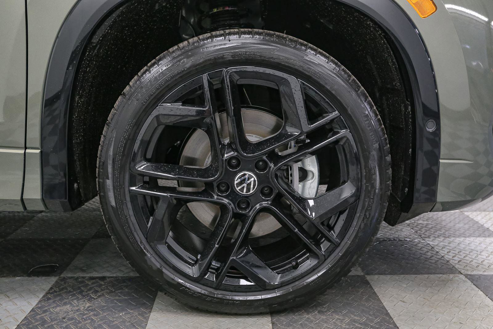 New 2026 Volkswagen Tiguan SE R-Line AWD/4WD image 14