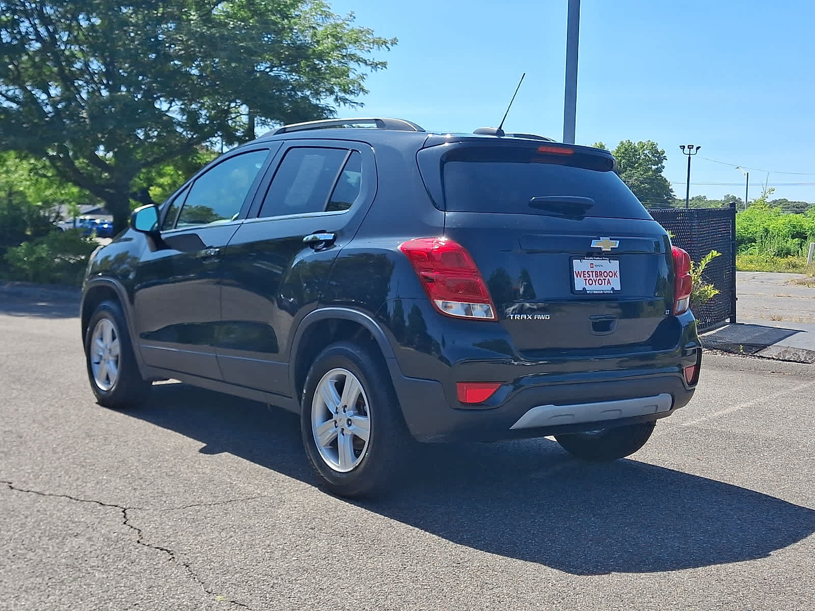 Used 2020 Chevrolet Trax LT w/ LT Convenience Package AWD/4WD image 7