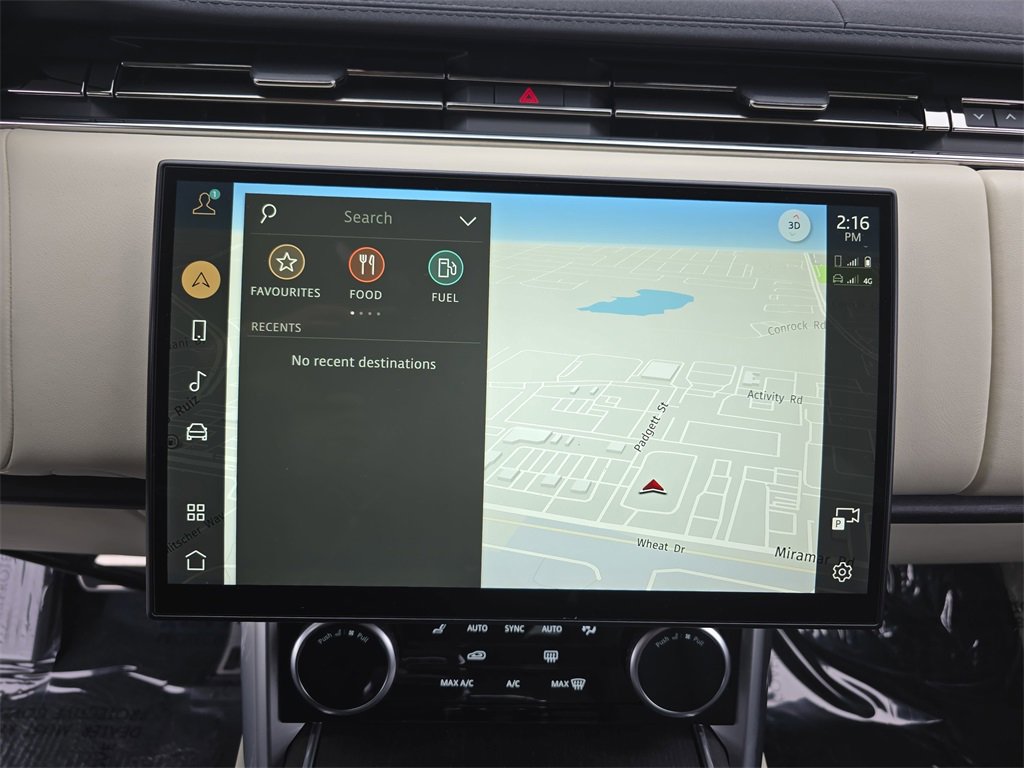 Certified 2023 Land Rover Range Rover SE image 24