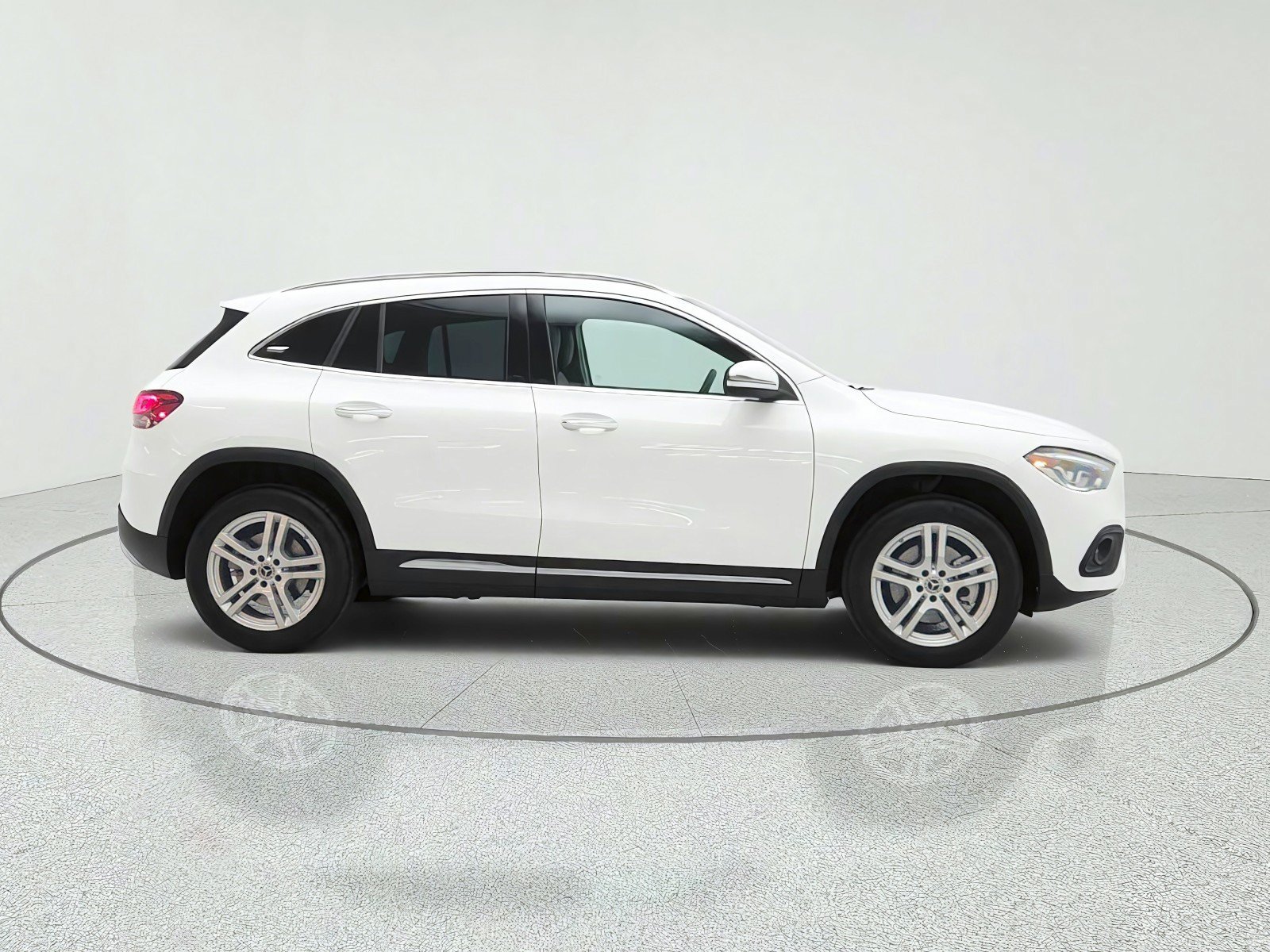 Used 2021 Mercedes-Benz GLA 250 image 4