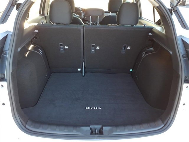 Used 2024 Nissan Kicks SV image 13