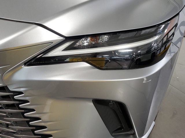 Used 2023 Lexus RX 350 Premium w/ Accessory Package AWD/4WD image 28