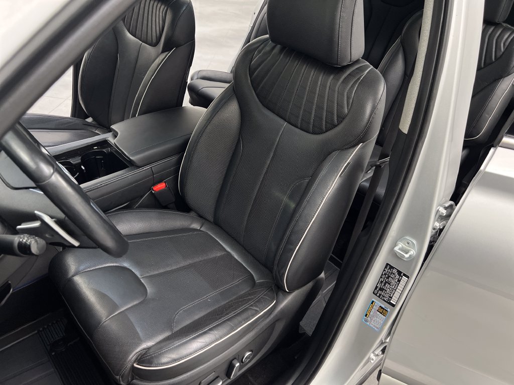 Used 2024 Hyundai Palisade Limited AWD/4WD image 11