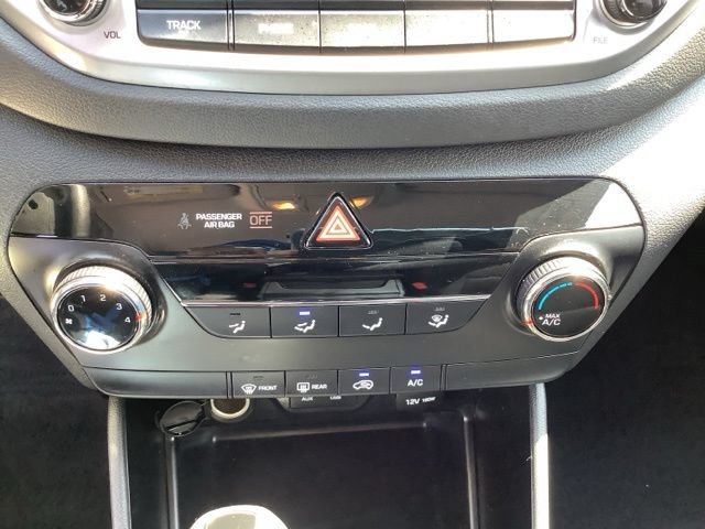 Used 2017 Hyundai Tucson SE w/ SE Popular Package 02 AWD/4WD image 30