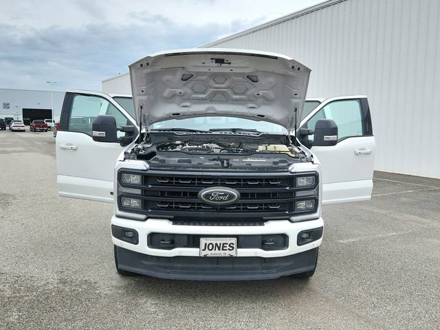 Used 2023 Ford F250 Lariat w/ Lariat Ultimate Package AWD/4WD image 11
