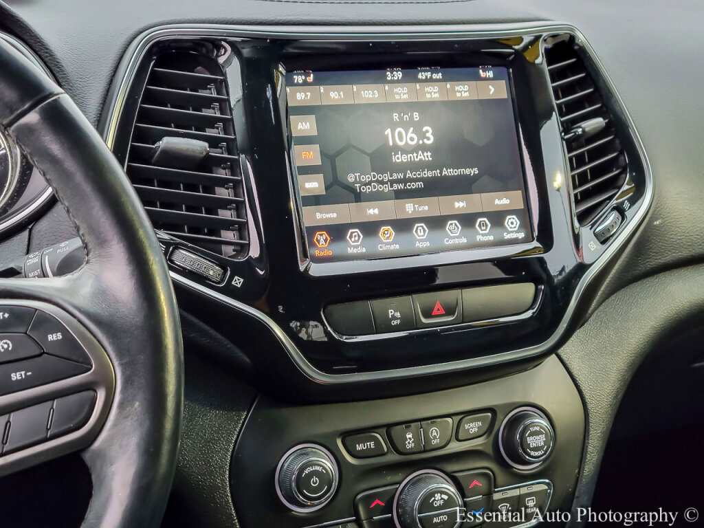 Used 2019 Jeep Cherokee Limited image 22