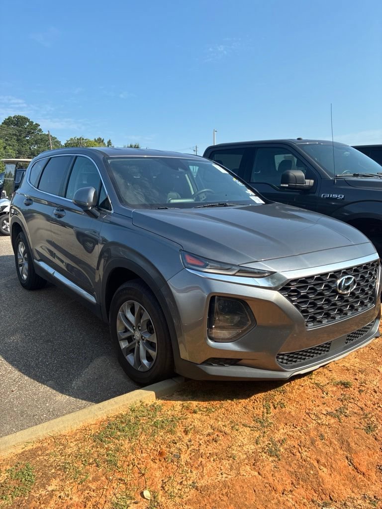 Used 2020 Hyundai Santa Fe SE AWD/4WD image 2