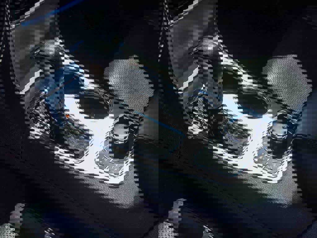 Certified 2020 Jeep Grand Cherokee Limited w/ Luxury Group II image 18