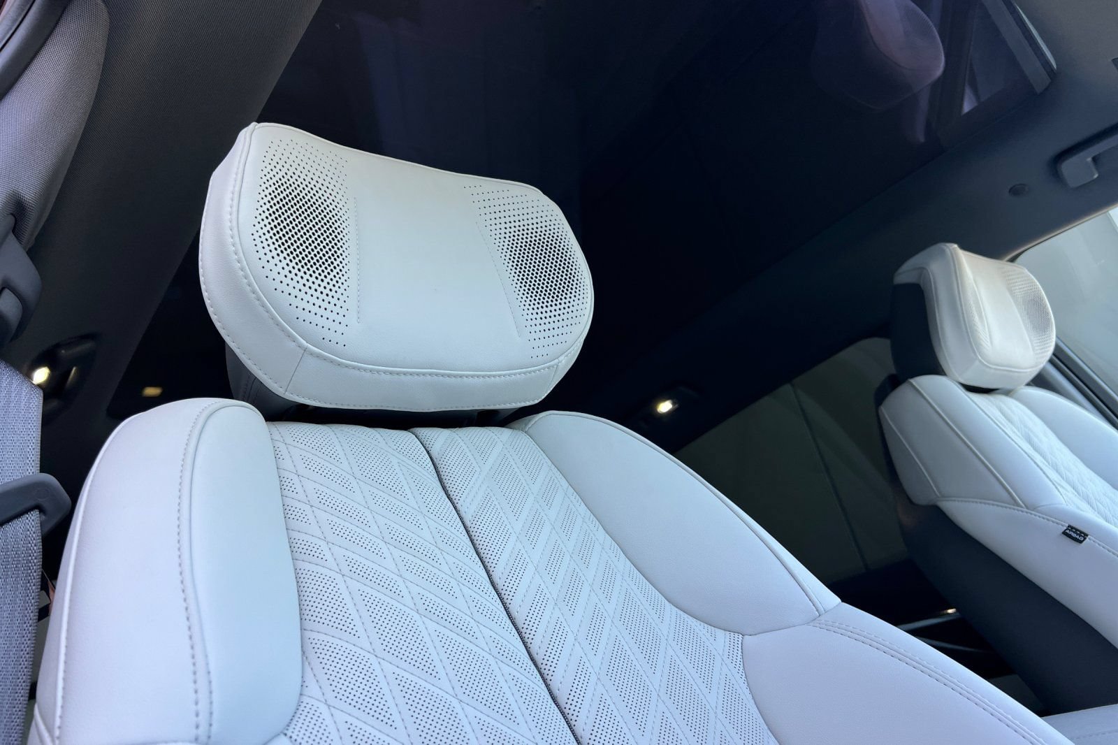 Used 2026 Cadillac Escalade IQ Luxury 1 w/ LPO, Floor Liner Package AWD/4WD image 20