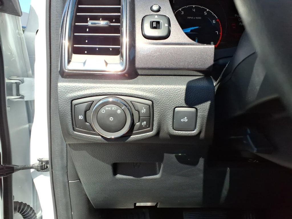 Used 2023 Ford Ranger Lariat AWD/4WD image 13