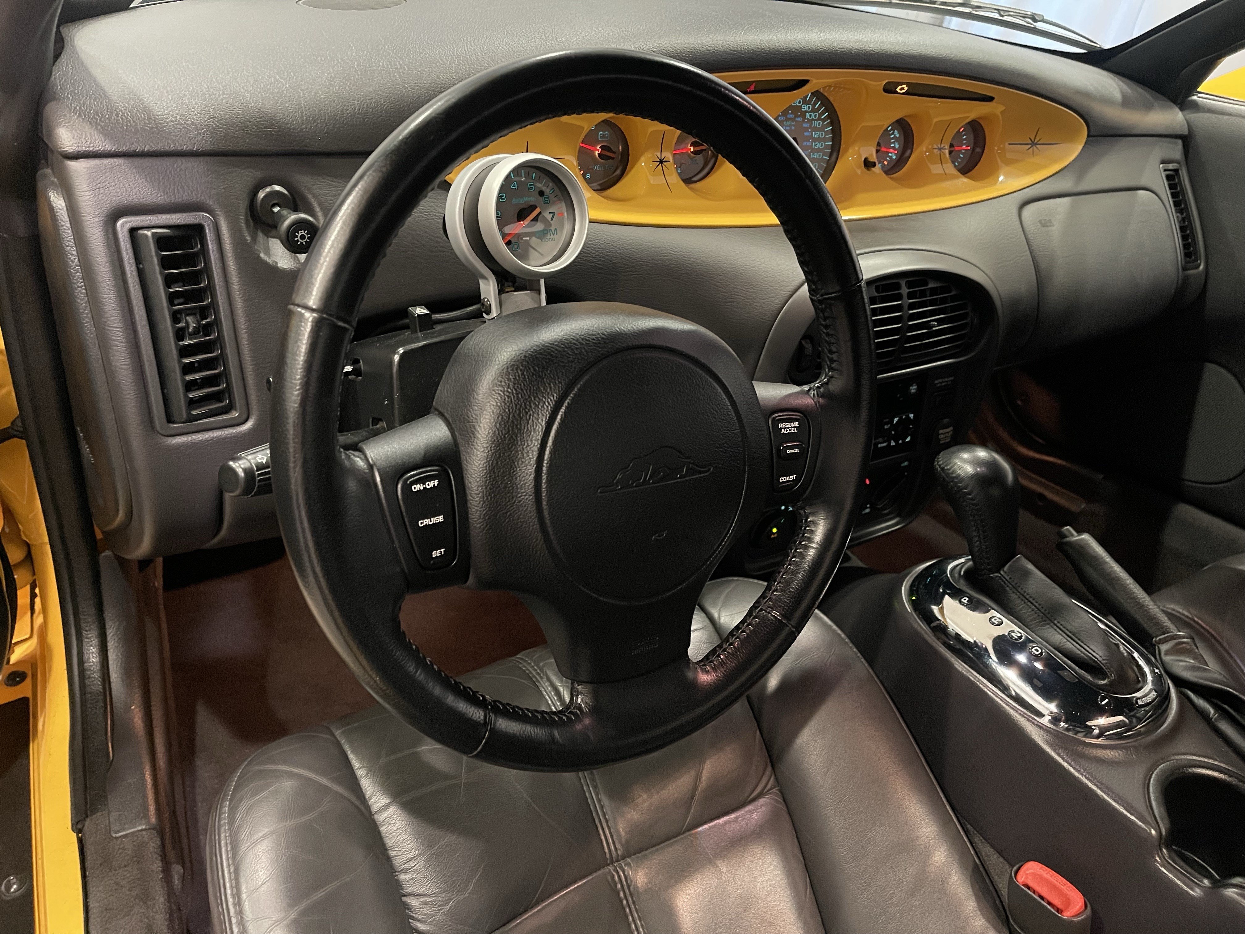 Used 2002 Chrysler Prowler RWD image 13