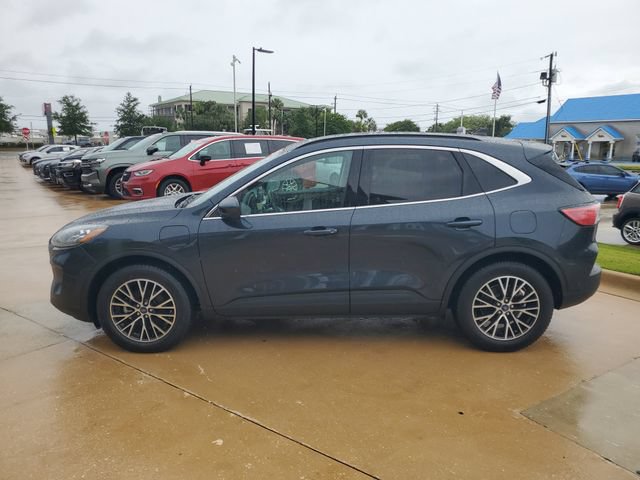 Used 2022 Ford Escape Titanium w/ Titanium Premium Package FWD image 2
