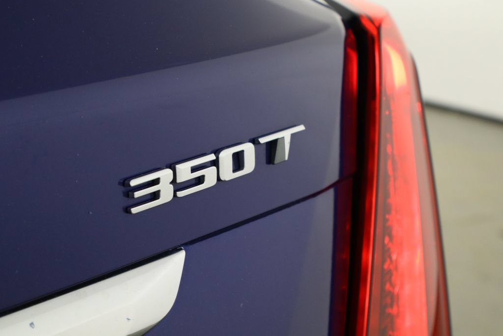 Used 2023 Cadillac XT5 Premium Luxury w/ Technology Package FWD image 40