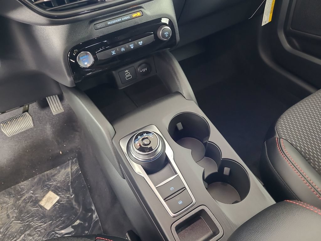 New 2026 Ford Escape ST-Line w/ Tech Pack #1 AWD/4WD image 17
