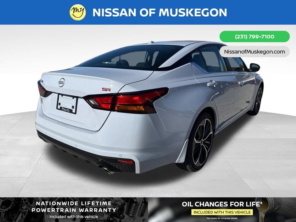 New 2025 Nissan Altima 2.5 SR w/ SR Premium Package image 7