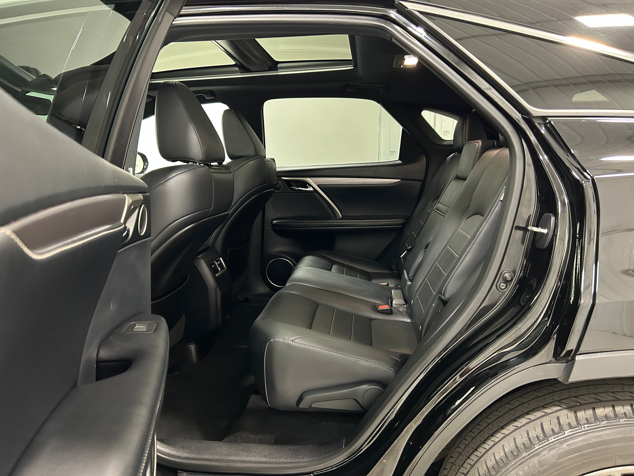 Used 2021 Lexus RX 350 F Sport w/ Cold Area Package (CT) AWD/4WD image 29