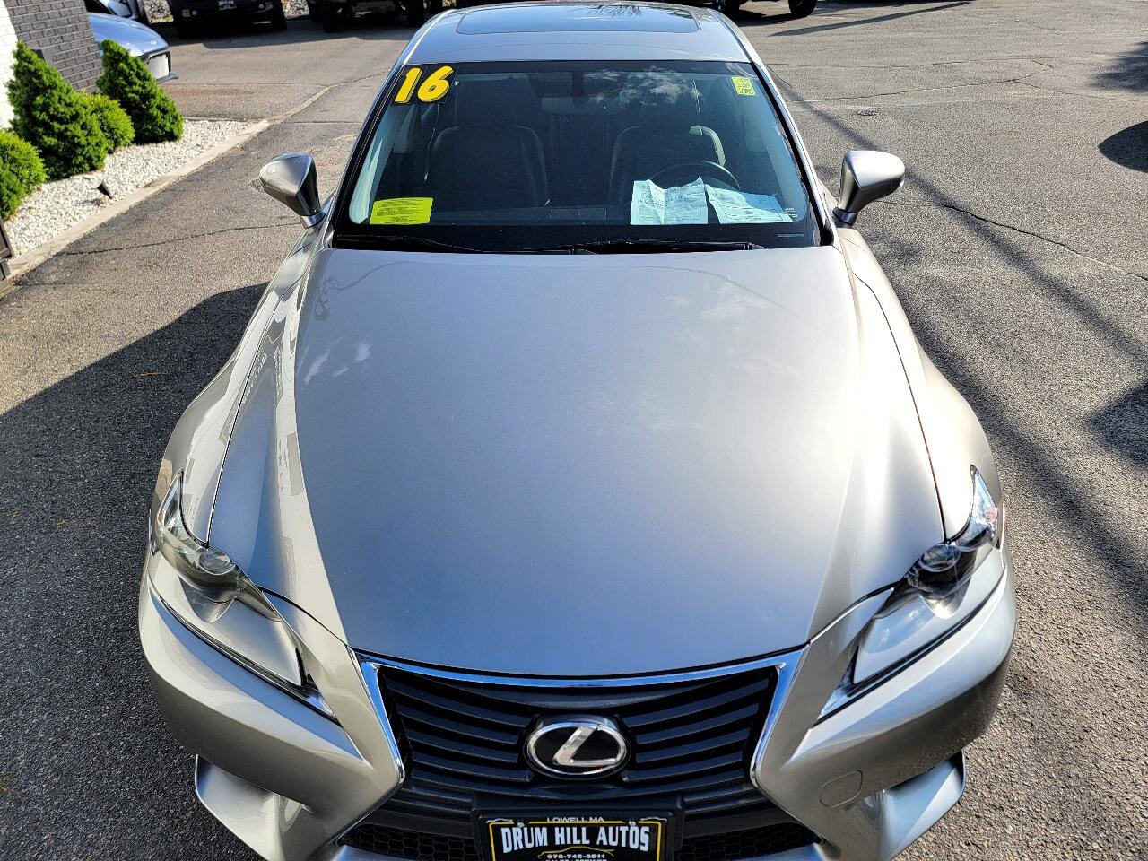 Used 2016 Lexus IS 300 AWD image 9