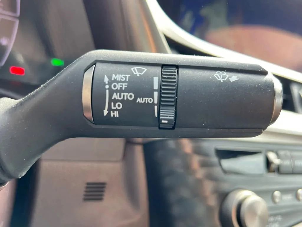 Used 2021 Lexus ES 350 w/ Premium Package image 46