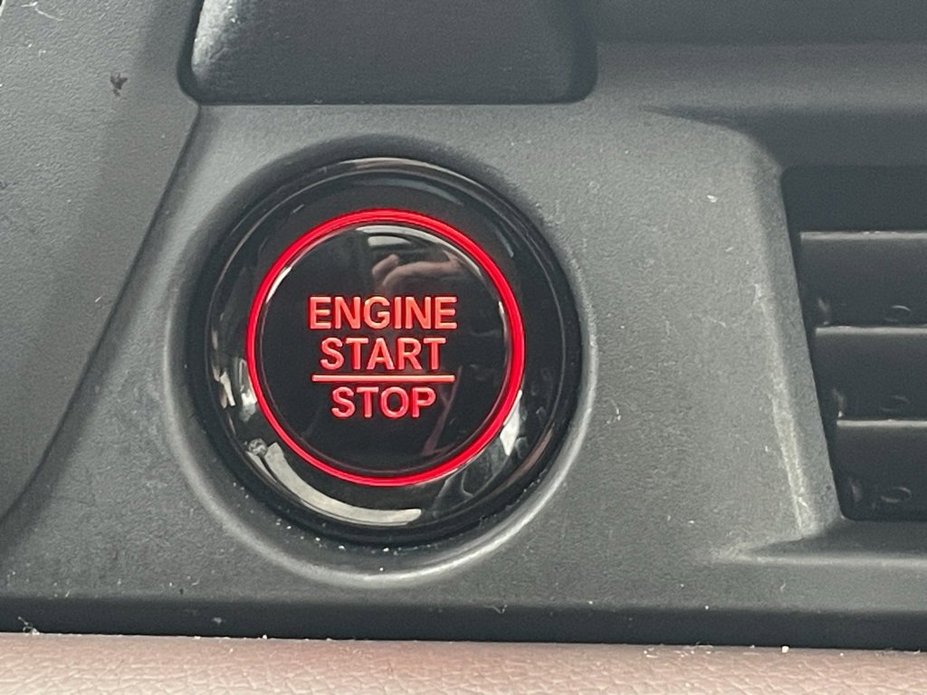 Used 2025 Honda Pilot Elite image 37