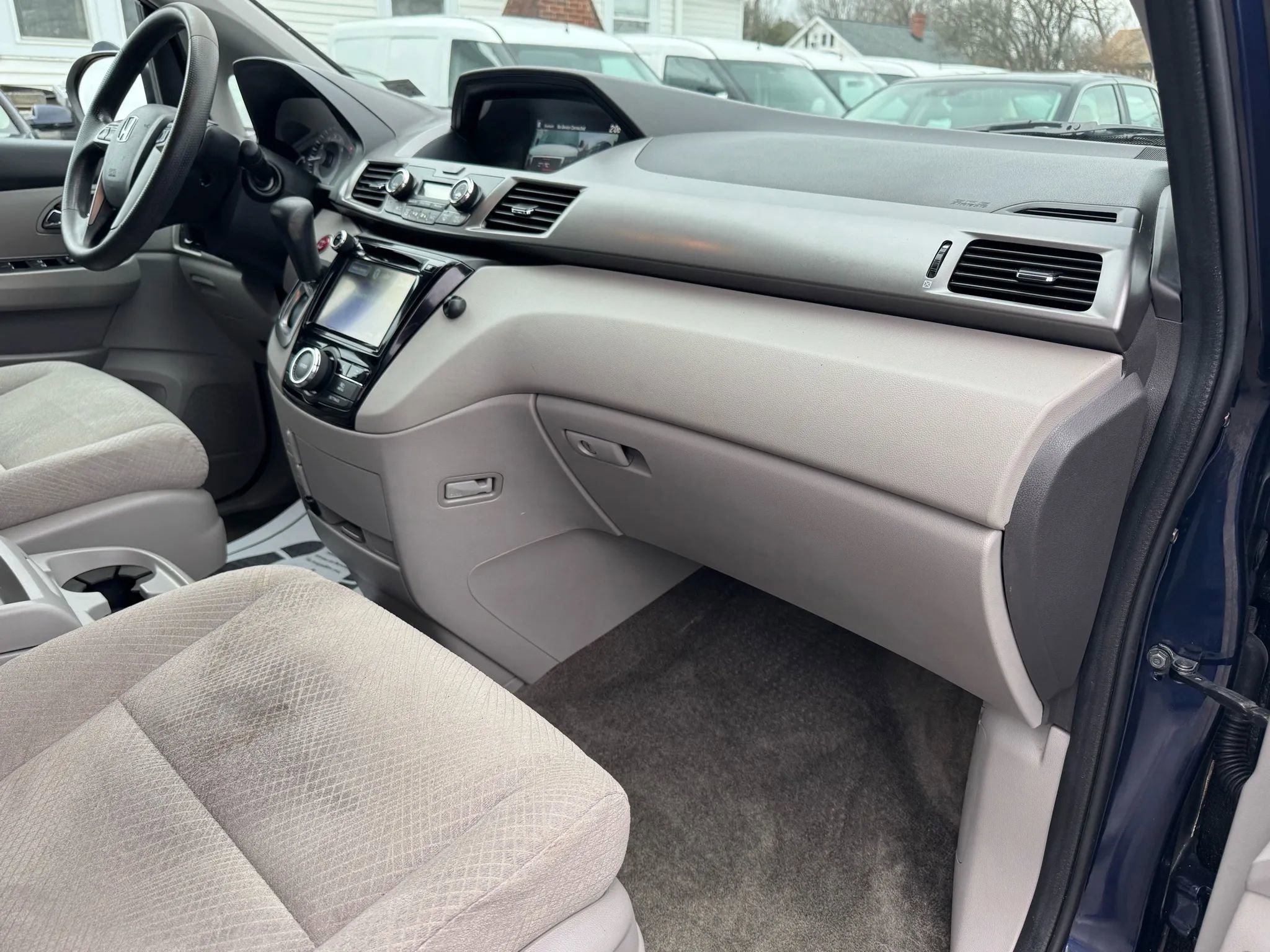 Used 2015 Honda Odyssey EX image 52
